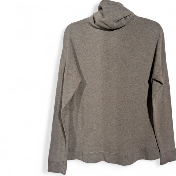 🌈 Vintage Victoria's Secret PINK Cowl Neck Rainbow Logo Sweatshirt Sz S Gray🌈 - Picture 6 of 7